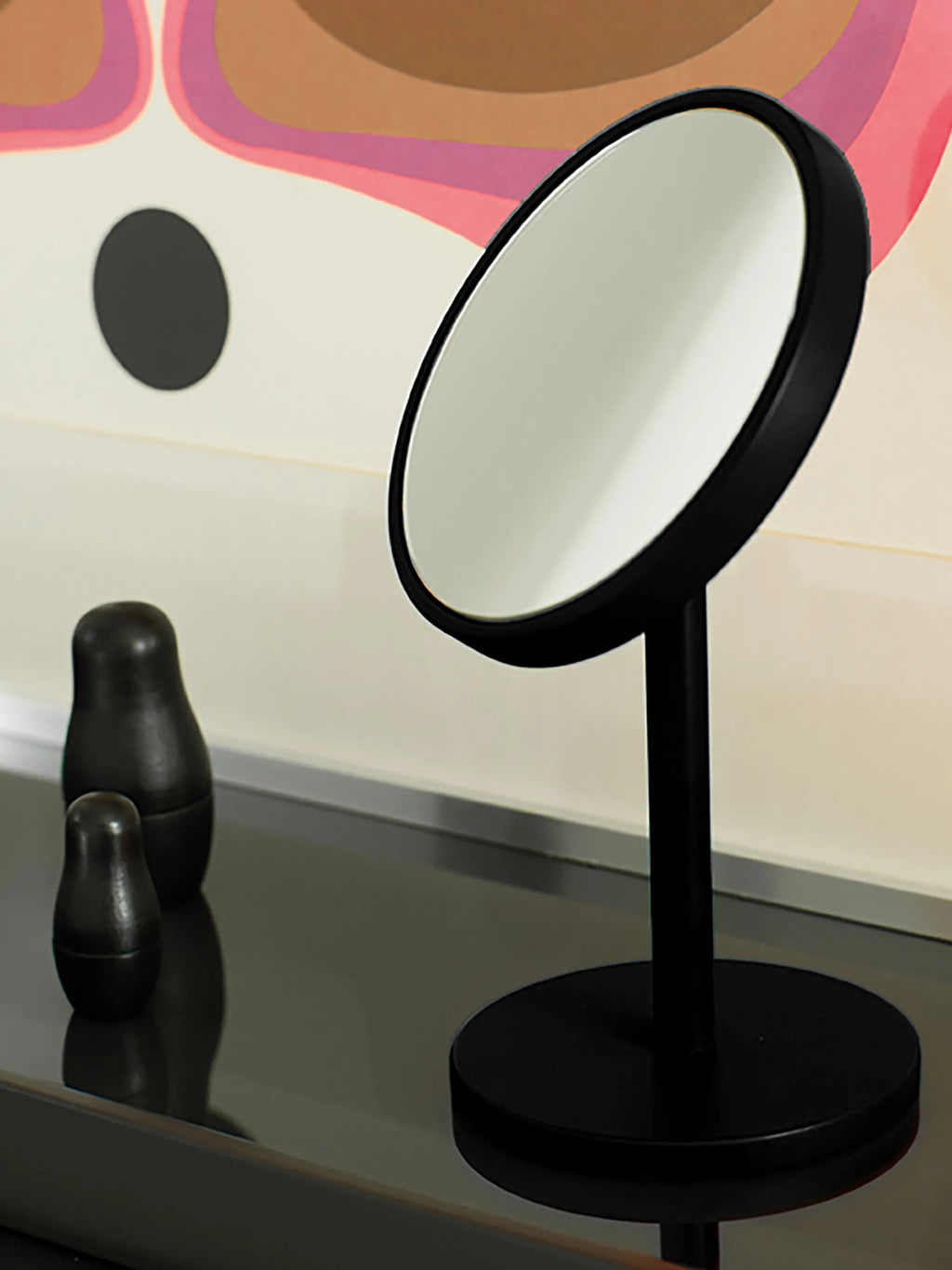 Beauty circular vanity mirror